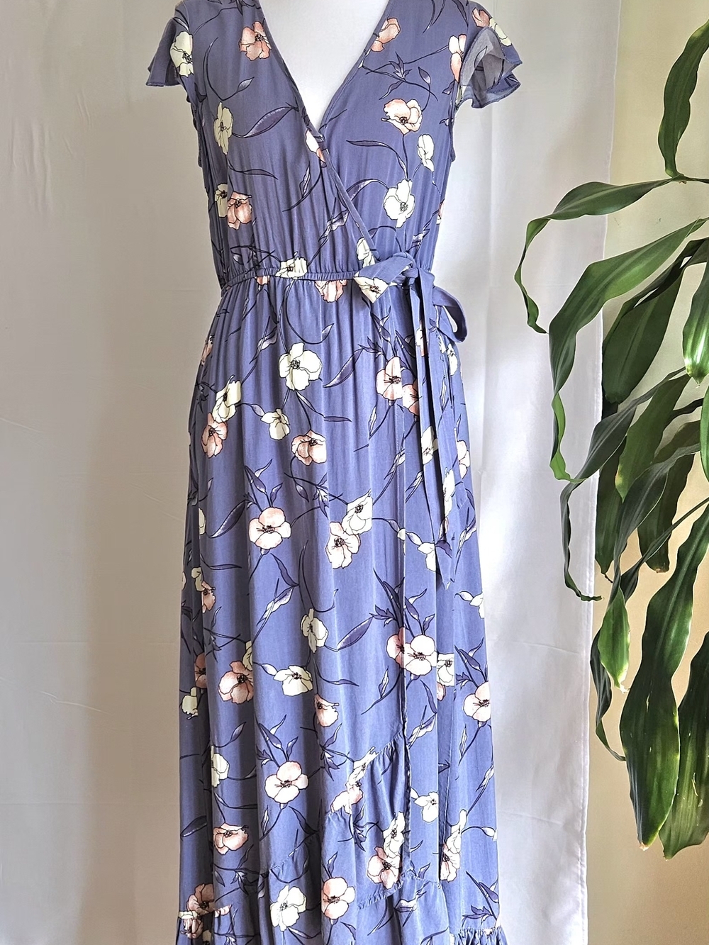 B·O·G Collective Floral Wrap Maxi Dress Size S Lavender Purple High-Low Ruffle - Picture 2 of 13